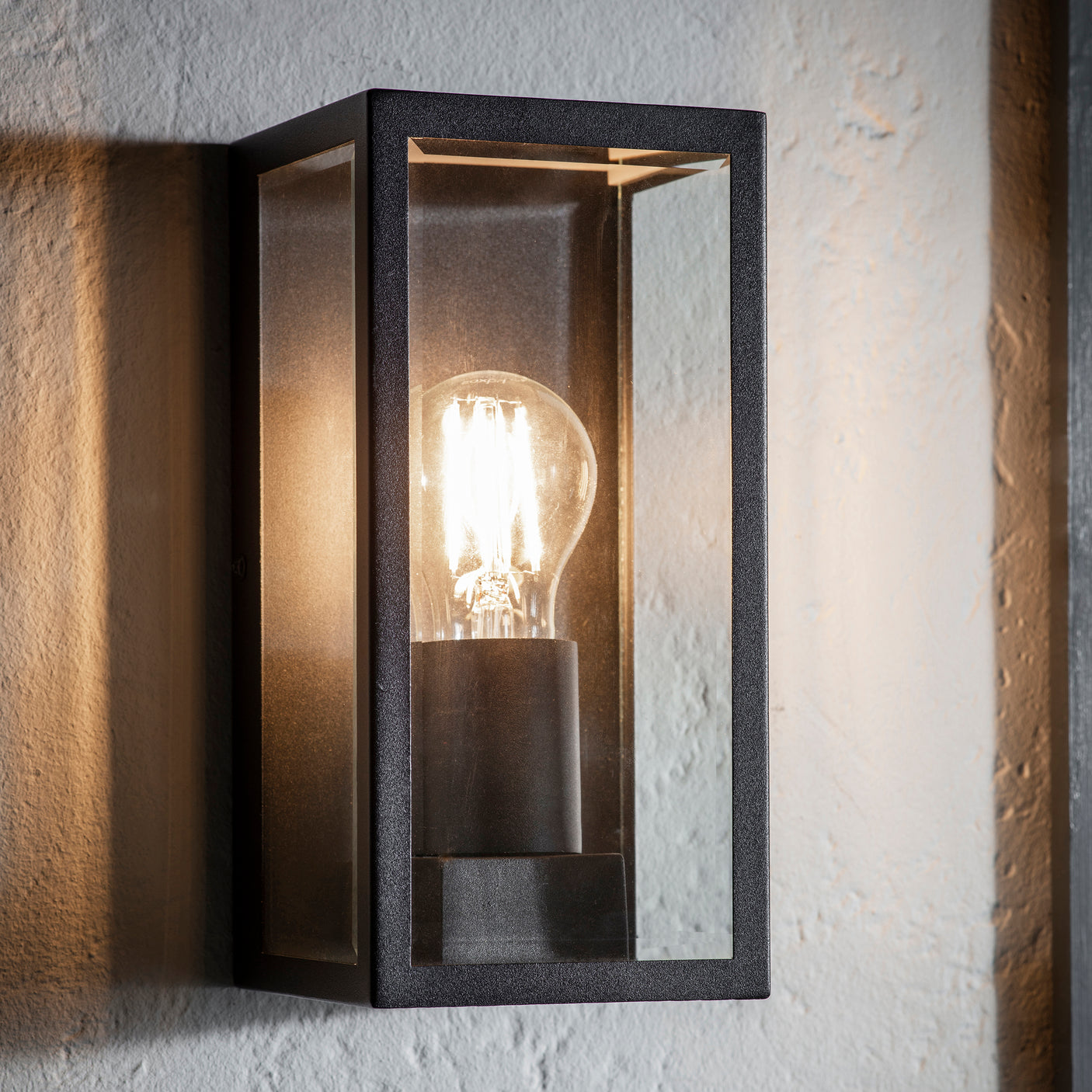 Lacona Oxbridge 1Lt Outdoor Wall Light In Matt Black & Clear Glass Finish - Lacona Home 