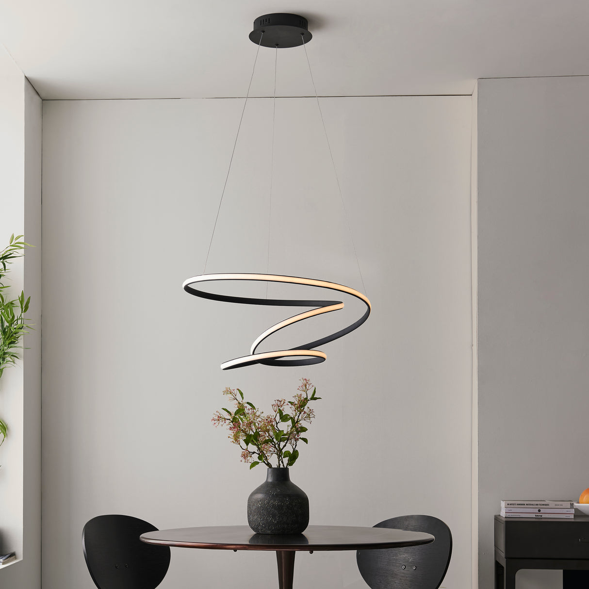 Arrakis 1Lt Indoor Pendant Light In Textured Black & White Silicone Finish