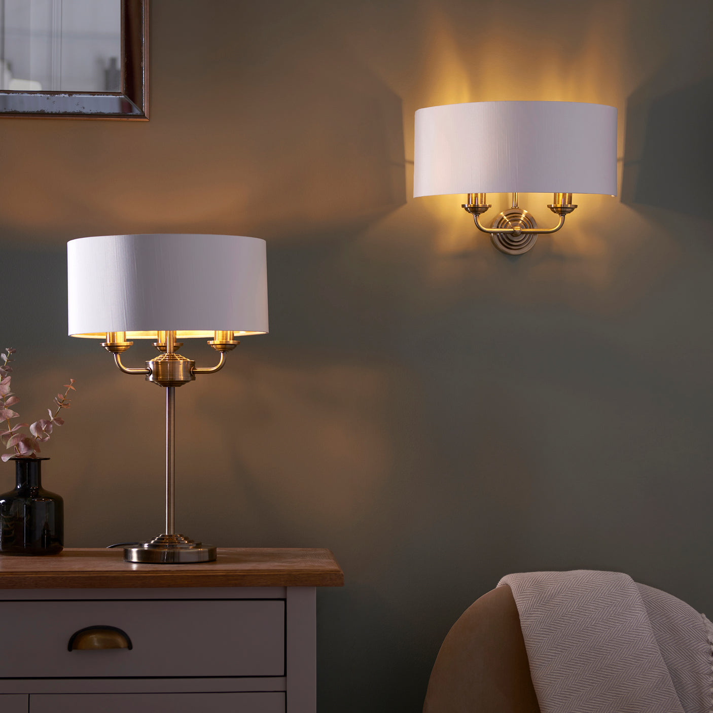 Lacona Highgate 3Lt Indoor Table Lamp In Antique Brass Plate & Vintage White Fabric Finish - Lacona Home 